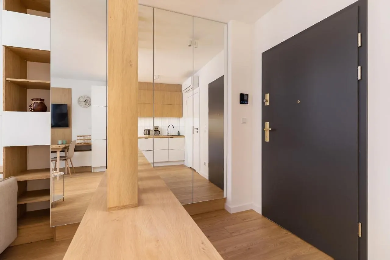 City Studio With Ac Czarnowiejska By Renters Kraków Polska