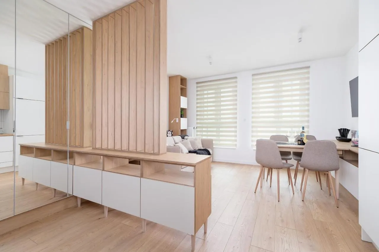 City Studio With Ac Czarnowiejska By Renters Kraków Apartament