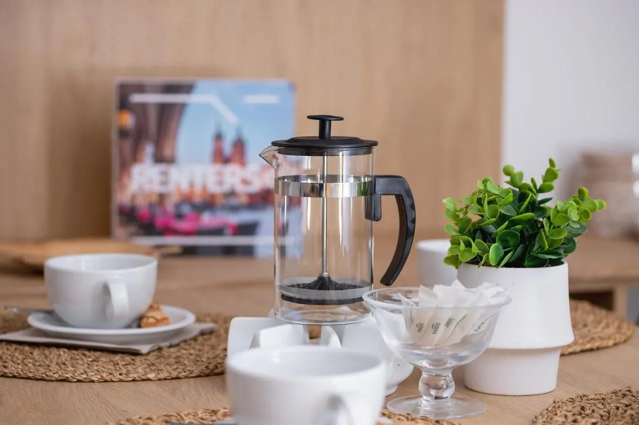 Apartament City Studio With Ac Czarnowiejska By Renters Kraków Polska